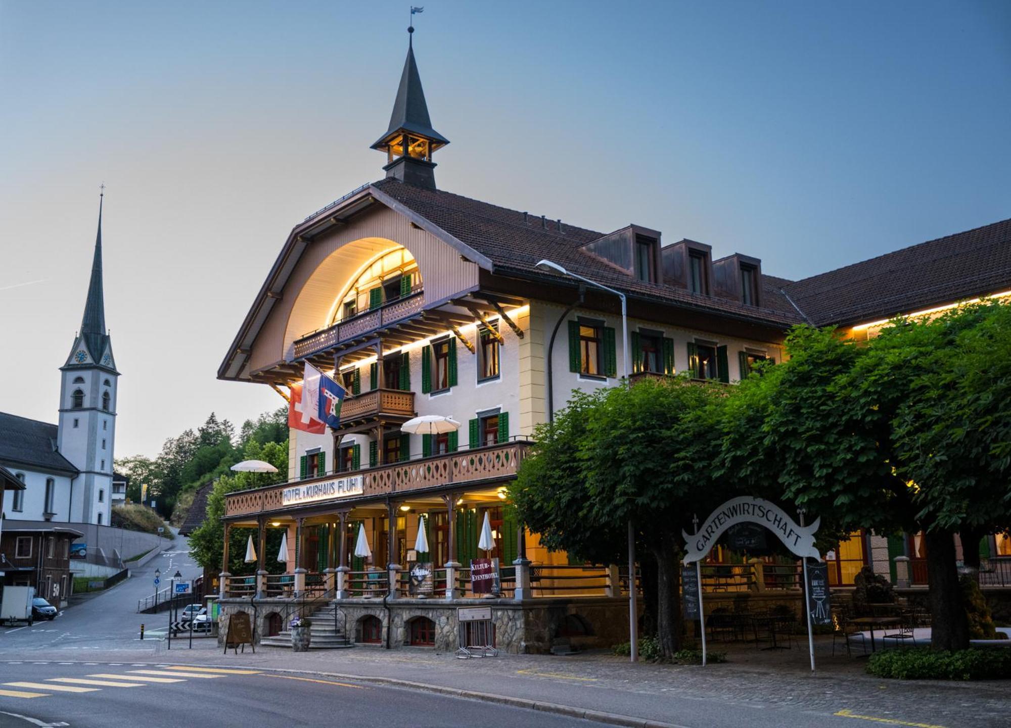 Fluehli Hotel Kurhaus Exterior foto