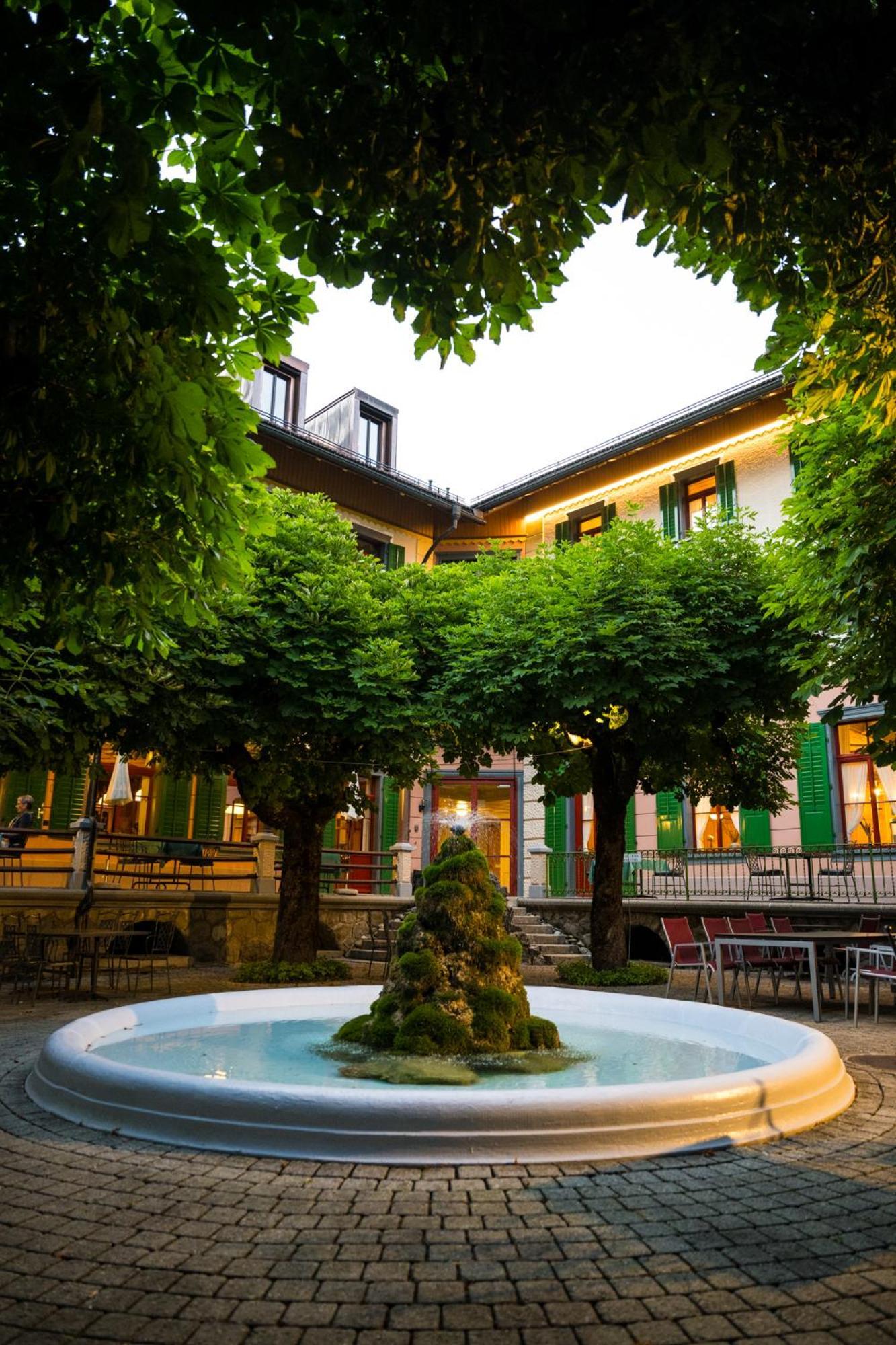 Fluehli Hotel Kurhaus Exterior foto